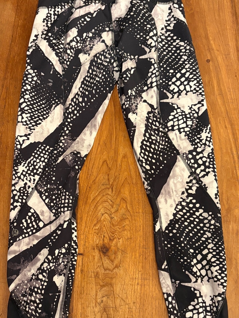 Lululemon Black & White Printed Active Leggings